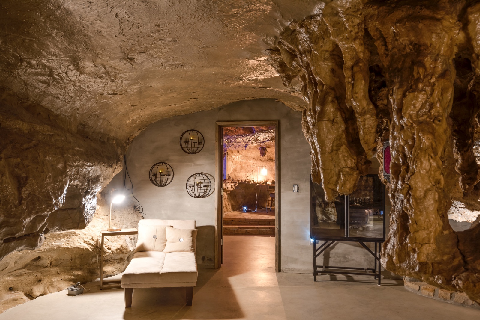 Beckham Creek Cave Lodge The Worlds Most Luxurious Cave